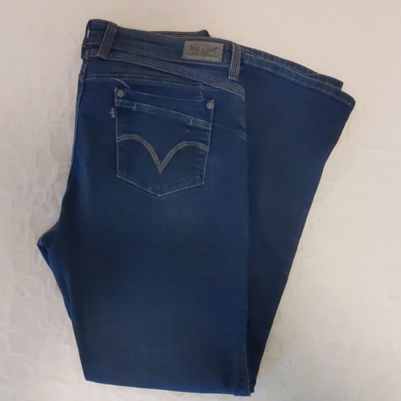 Levi's straight leg jeans - Picture 3 of 3